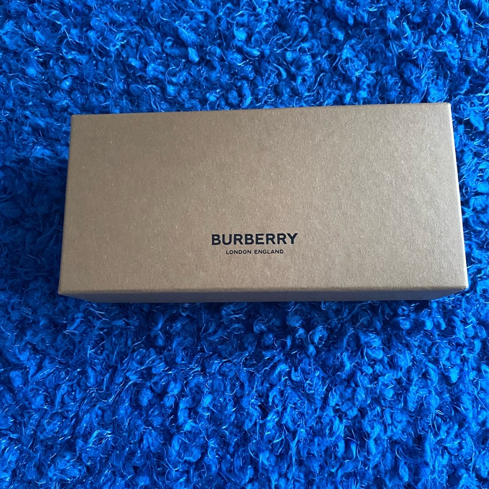NIB Burberry Steel Man Matte Black Sunglasses - Picture 7 of 7
